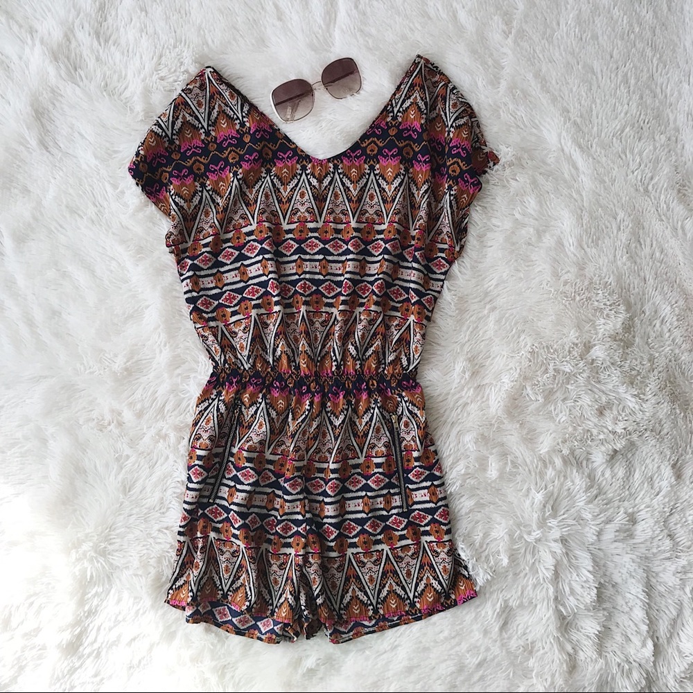 One Clothing romper shorts brown, pink, navy print v neck Sz S